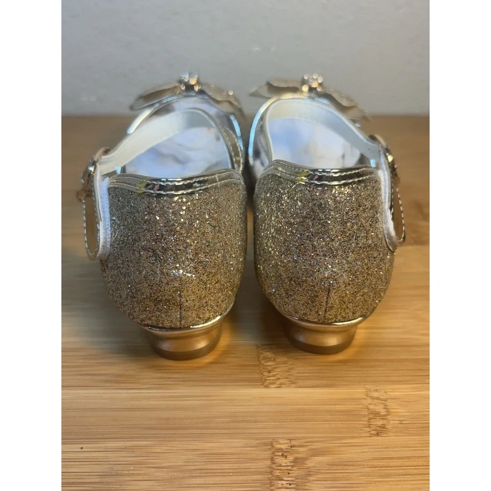 Girls Heeled Sandals Gold Tone Glitter Size 13. Perfect For Weddings